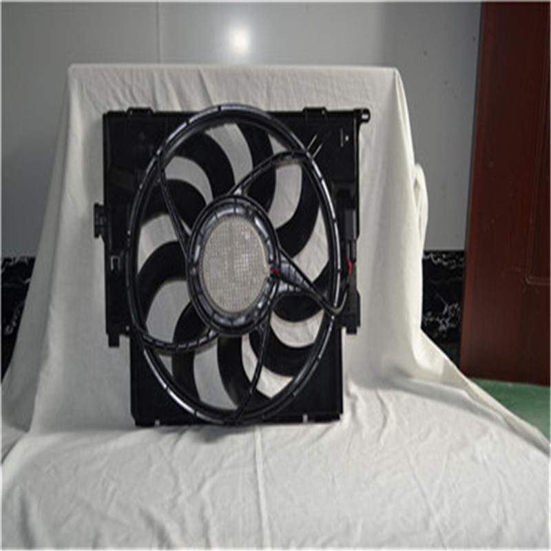 Ventilador de refrigeração do radiador do motor 17427640509 para BMW F30 \/ F35