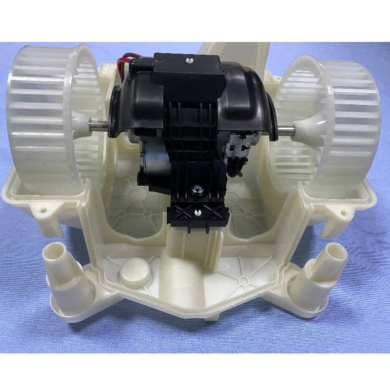 2228202214 Auto Blower Motor For BENZ W222